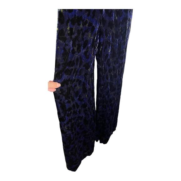 Diane von Furstenberg Vegas Jumpsuit Long Sleeve Velvet Leopard Sapp Blue Sz 00 - Picture 13 of 16